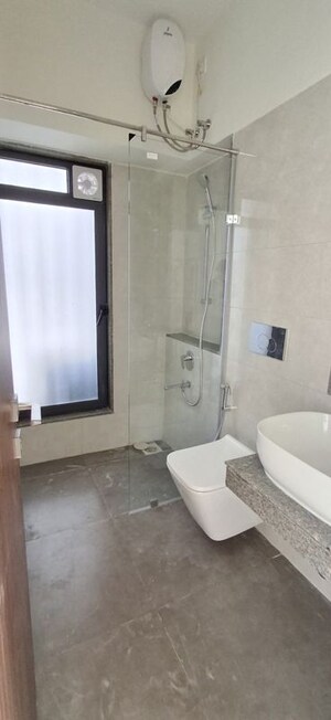 Bathroom in 1.5 BHK Apartment at Dynamix Divum, Malad East – for Rent