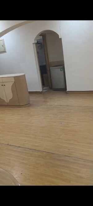 Room in 1 BHK Apartment at Godrej The Trees, Vikhroli East – for Rent