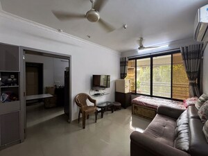 Living Room in 2 BHK Apartment at Visi Sunrise Heights, Chembur – for Sale