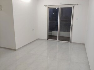 Room in 1 BHK Apartment at Vishrantwadi – for Sale