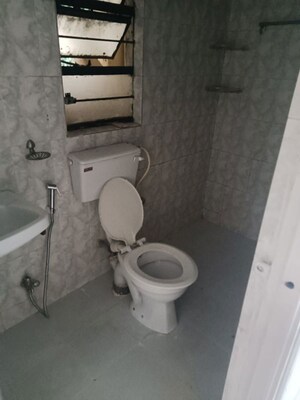 Bathroom in 2 BHK Apartment at Aundh Gaon – for Sale
