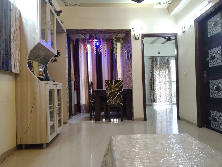 Living Room, nirala-world-estate-i 2 Bedroom 995 Sq.Ft. Apartment In Tech Zone 4 Greater Noida Greater Noida 10607150