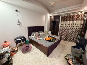 Team Area in 3 BHK Builder Floor at Chattarpur – for Rent