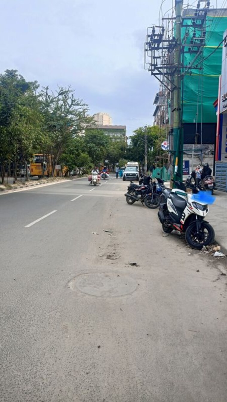  Parking, hulimavu 6 Bedroom 2400 Sq.Ft. Independent House In Hulimavu Bangalore 10607165