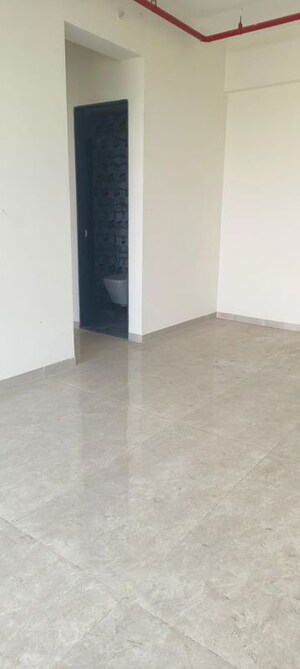 2 BHK Apartment For Rent in Dhamji Shamji Mahavir Spring Tulip Phase 1, Pokhran Road No Two
