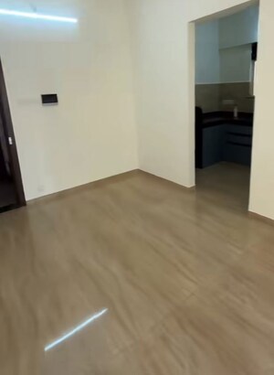 Room in 1 BHK Apartment at Pooja Apartment Chembur, Chembur – for Sale