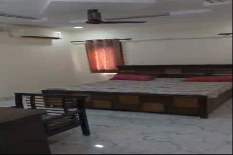 undefined, sector 14 3 Bedroom 396 Sq.Yd. Builder Floor In Sector 14 Gurgaon 10607203