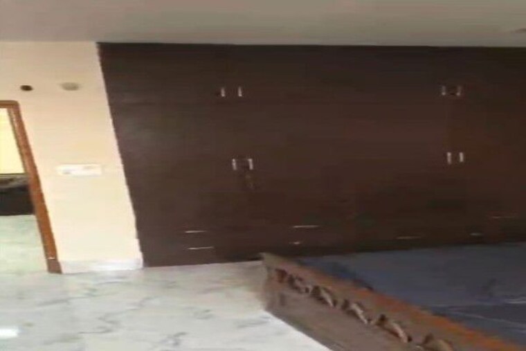 undefined, sector 14 3 Bedroom 396 Sq.Yd. Builder Floor In Sector 14 Gurgaon 10607203