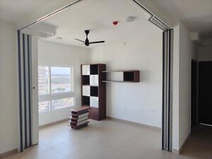 Room in 2 BHK Apartment at Karle Vario Homes, Hebbal – for Rent