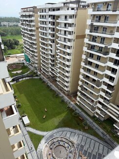 3 BHK + Servant Room Apartment For Rent in Maya Green Lotus Utsav