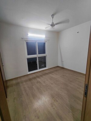 Room in 2.5 BHK Apartment at Karle Vario Homes, Hebbal – for Rent