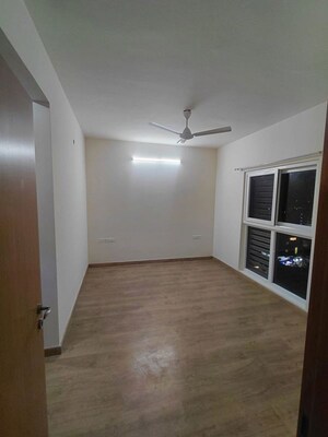 Room in 2.5 BHK Apartment at Karle Vario Homes, Hebbal – for Rent