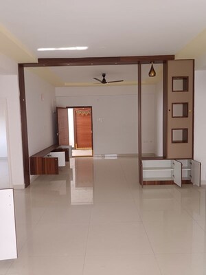 Room in 3 BHK Apartment at Fortune Green Homes Golden Oriole, Manikonda – for Rent