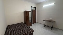 1 BHK Builder Floor For Rent in Shadipur