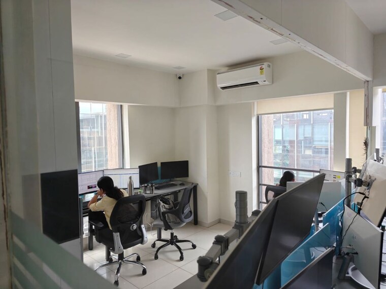 Team Area, aaron-spectra Commercial Office Space 1592 Sq.Ft. In Bodakdev Ahmedabad 10607253