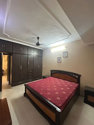 Bedroom in 2 BHK Builder Floor at Saket – for Rent