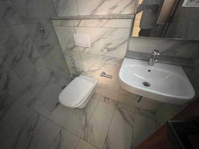 Bathroom, conscient-hines-elevate 4 Bedroom 3395 Sq.Ft. Apartment In Sector 59 Gurgaon 10607337