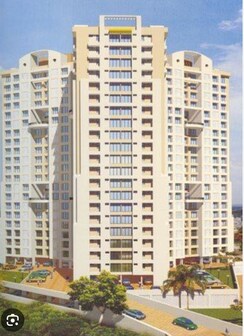 2 BHK + Extra Room Apartment For Rent in Swapnalok Towers