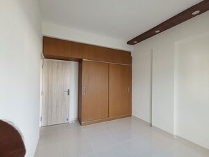 Room in 2 BHK Apartment at DS Max Sasmara, Kodigehalli – for Rent