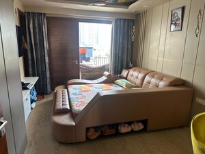 Bedroom in 4 BHK Apartment at Emaar MGF Emerald Hills, Sector 65 – for Rent
