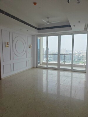 Room in 3 BHK Apartment at Conscient Hines Elevate, Sector 59 – for Sale