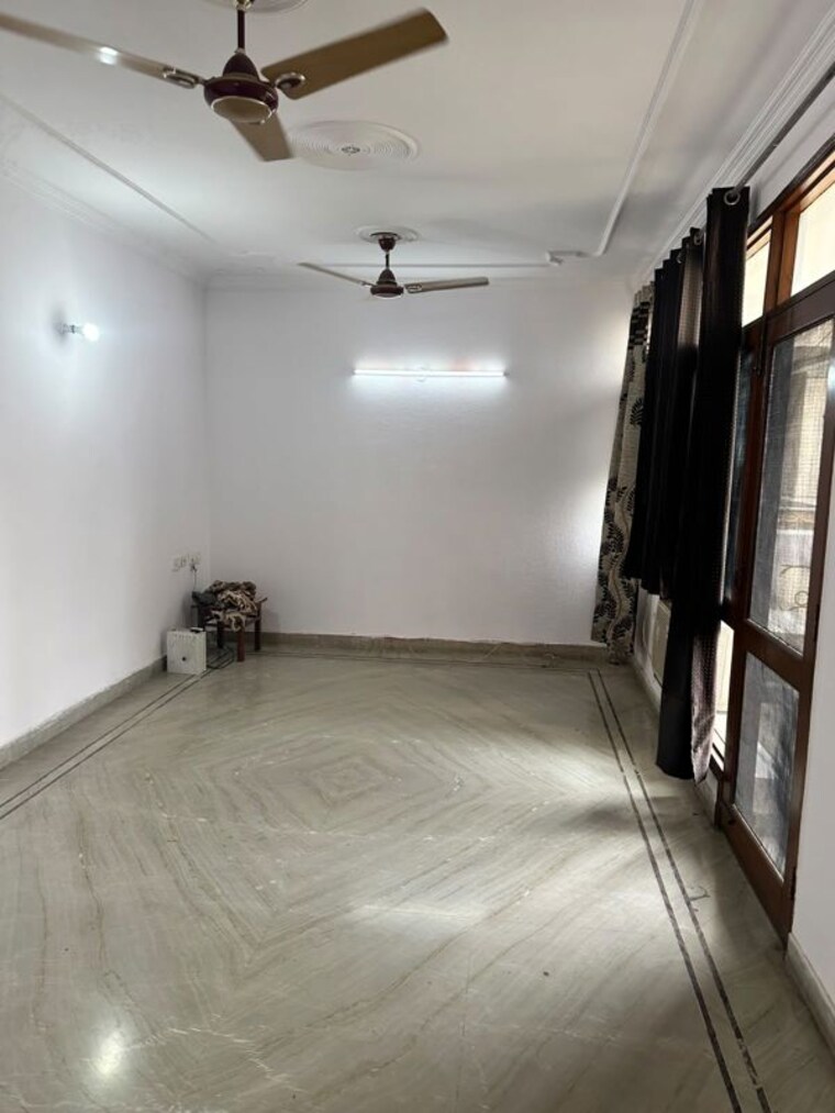 Bedroom, sector 47 3 Bedroom 2000 Sq.Ft. Apartment In Sector 47 Gurgaon 10607417
