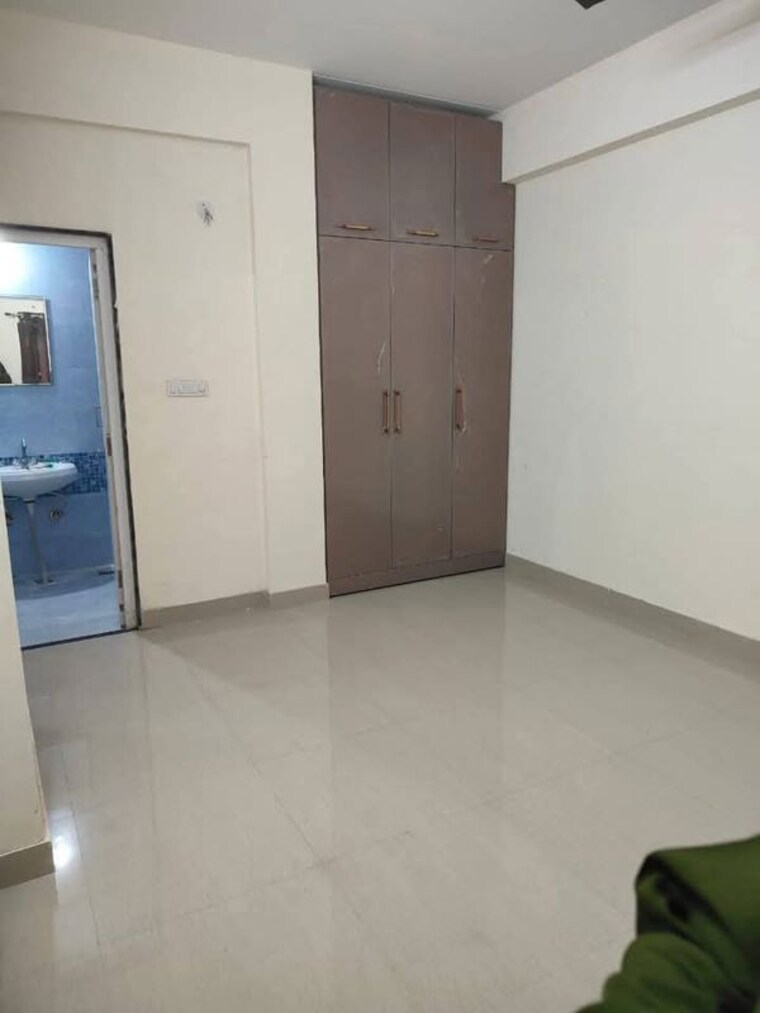 Room, saket 2 Bedroom 970 Sq.Ft. Builder Floor In Saket Delhi 10607407