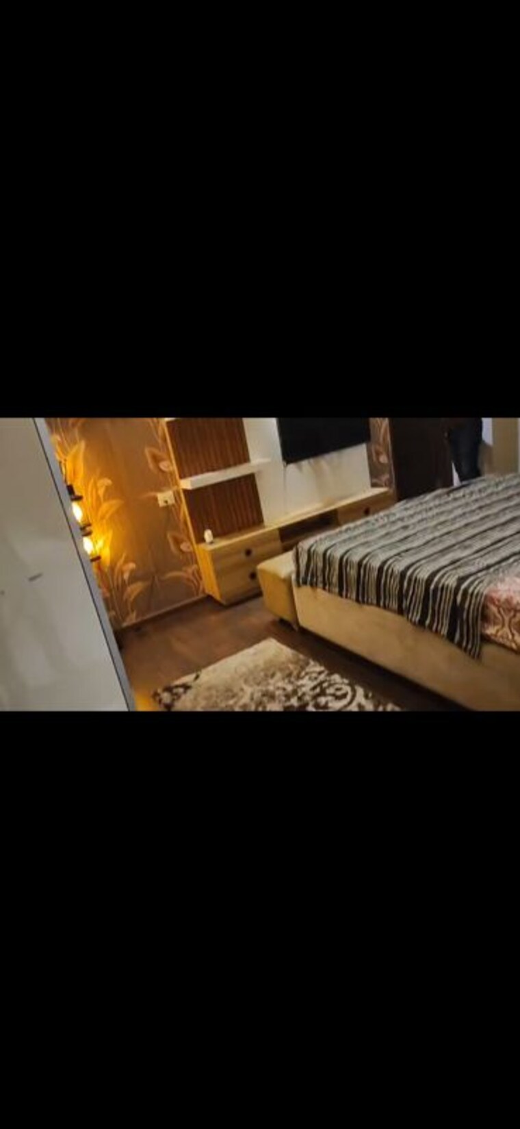 Bedroom, mahagun-mezzaria 3.5 Bedroom 2500 Sq.Ft. Apartment In Sector 78 Noida 10607451