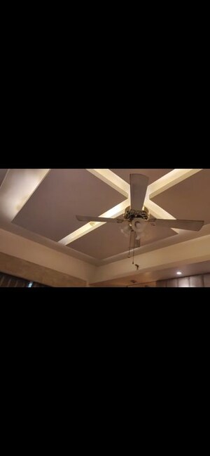 Furnished Amenities in 3.5 BHK Apartment at Mahagun Mezzaria, Sector 78 – for Rent