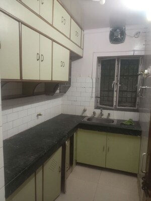 Kitchen in 2.5 BHK Apartment at Vasant Kunj – for Rent