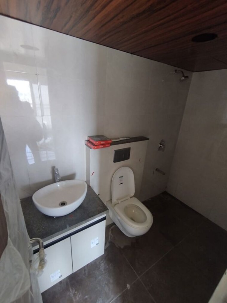 Bathroom, piramal-aranya-ahan 3 Bedroom 1150 Sq.Ft. Apartment In Byculla Mumbai 10607486