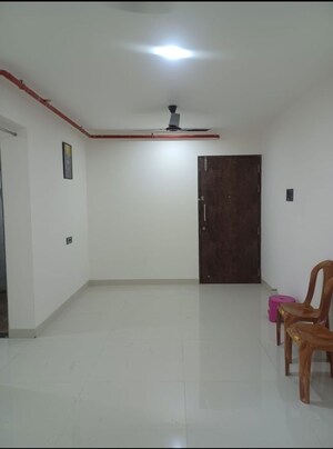 Room in 1 BHK Apartment at Harasiddh Viraaj, Malad East – for Rent
