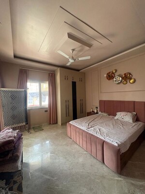 3 BHK Builder Floor For Rent in Sector 109