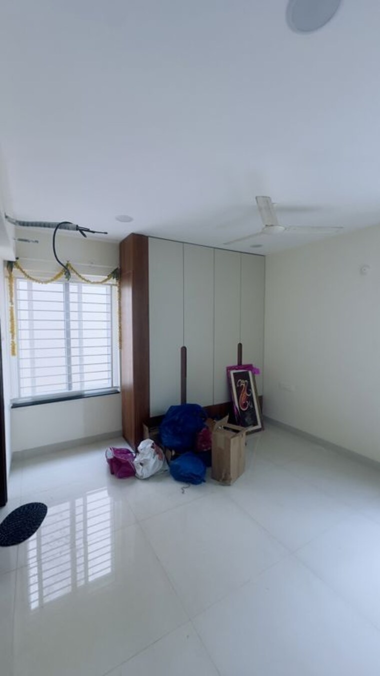 Room, ksr-signature-4 2 Bedroom 1220 Sq.Ft. Apartment In Tellapur Hyderabad 10605929