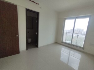 Room in 4 BHK Apartment at Lodha High End, Kapur Bawdi – for Rent