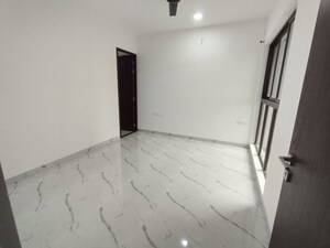 Room in 2 BHK Apartment at Raymond Ten X Habitat, Pokhran Road No Two – for Rent