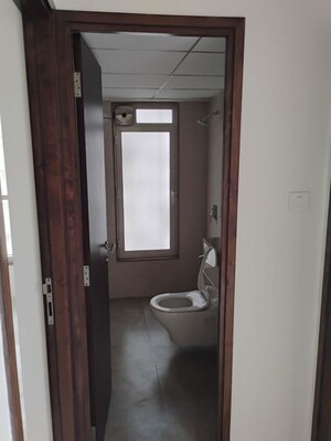 Building Lobby in 2 BHK Apartment at Kalpataru Vivant, Jogeshwari East – for Rent