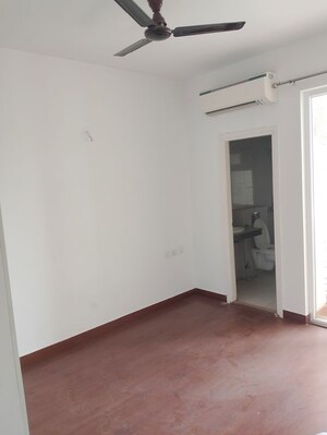Room in 3 BHK Apartment at Mapsko Mount Ville, Sector 79 – for Rent