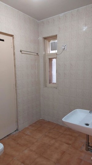 Bathroom in 3 BHK Builder Floor at Sector 23 – for Rent