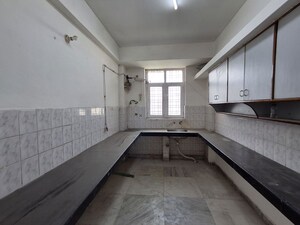 Kitchen in 3 BHK Builder Floor at Sector 21 – for Rent