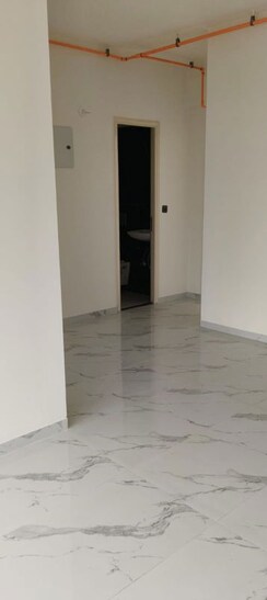 2 BHK Apartment For Rent in Ruparel Sky Green