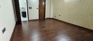 Room in 3 BHK Apartment at Johri – for Sale