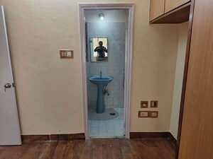 Room in 2 BHK Apartment at Magarpatta City Iris, Hadapsar – for Rent