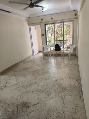 Room in 2 BHK Apartment at Magarpatta City Iris, Hadapsar – for Rent