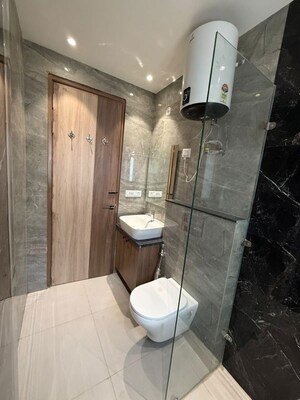 Bathroom in Studio Builder Floor at Sector 47 – for Rent