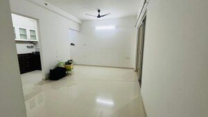 2 BHK Apartment For Rent in Magarpatta Daffodils Apartment, Hadapsar