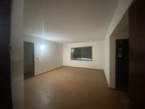 Room in 4 BHK Apartment at RRBC Parasmani Regency, Jayanagar – for Sale