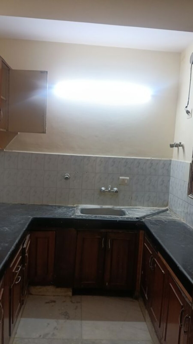 Bathroom, sector 45 4 Bedroom 2100 Sq.Ft. Apartment In Sector 45 Gurgaon 10607604