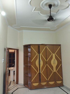 Furnished Amenities in 2 BHK Independent House at Sector 15 – for Rent