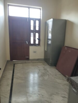 Room in 2 BHK Independent House at Sector 15 – for Rent